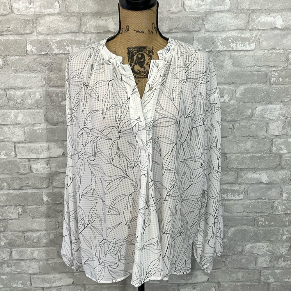 A new Day Floral Popover Blouse